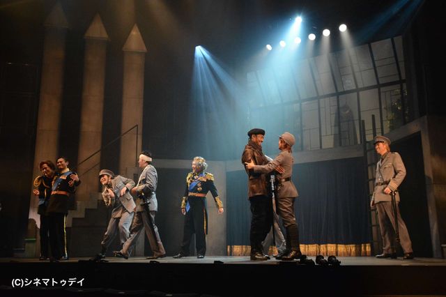 関ジャニ・丸山、主演舞台「マクベス」に自信！　遠藤要も「女子はビビビンッ！　て感じちゃう」と太鼓判　画像ギャラリー（15枚目）