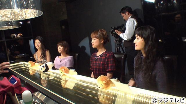 矢口真里「自分からグイグイいく肉食系」…恋愛トークバラエティー「オスカフェ」フォトギャラリー：フォトギャラリー