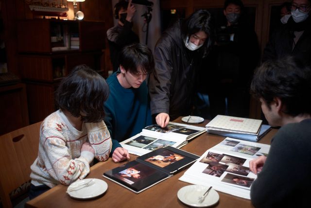 佐藤健、長澤まさみら『四月になれば彼女は』メイキング＜6枚＞（5枚目）