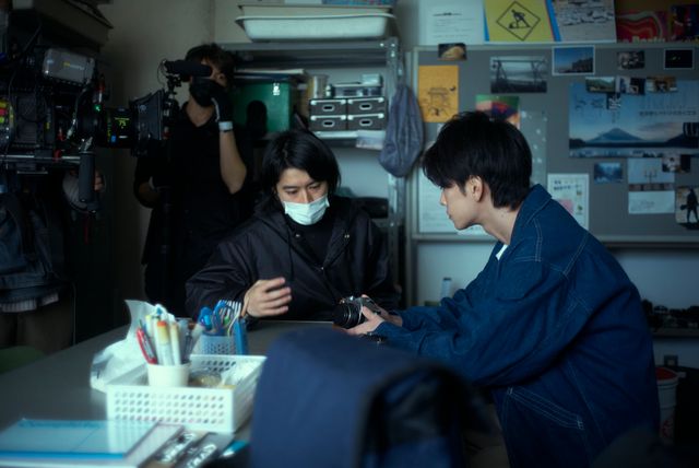 佐藤健、長澤まさみら『四月になれば彼女は』メイキング＜6枚＞（6枚目）