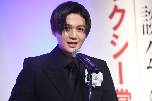 萩原利久＆八木勇征、超多忙！『美しい彼』舞台挨拶後にギャラクシー賞贈賞式へ（10枚目）