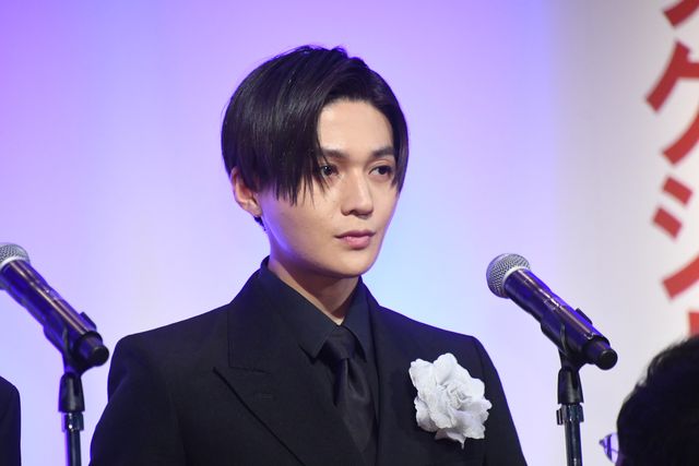 萩原利久＆八木勇征、超多忙！『美しい彼』舞台挨拶後にギャラクシー賞贈賞式へ（12枚目）