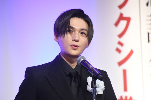 萩原利久＆八木勇征、超多忙！『美しい彼』舞台挨拶後にギャラクシー賞贈賞式へ（20枚目）