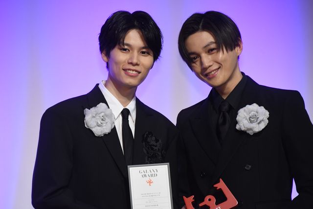 萩原利久＆八木勇征、超多忙！『美しい彼』舞台挨拶後にギャラクシー賞贈賞式へ（26枚目）