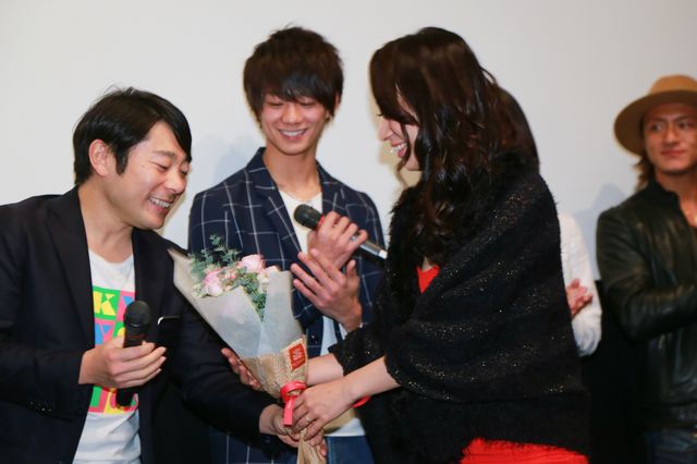 同性との挙式が話題となった一ノ瀬文香、「渋谷区でも婚姻はできない」と社会の理解を訴えかける　画像ギャラリー（9枚目）