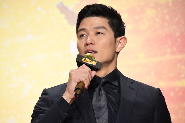 生田斗真、鈴木亮平、菜々緒ら集結！『土竜の唄 FINAL』完成報告会（3枚目）