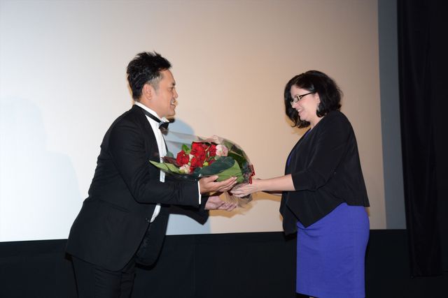 くりぃむ有田、なりきり『007』＆緊張でガチガチ！フォトギャラリー（3枚目）