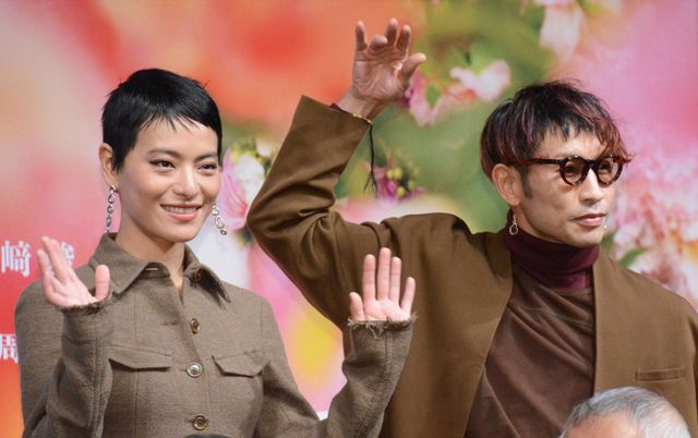 橋本環奈＆上白石萌音が千尋役！舞台「千と千尋の神隠し」製作発表会見（5枚目）