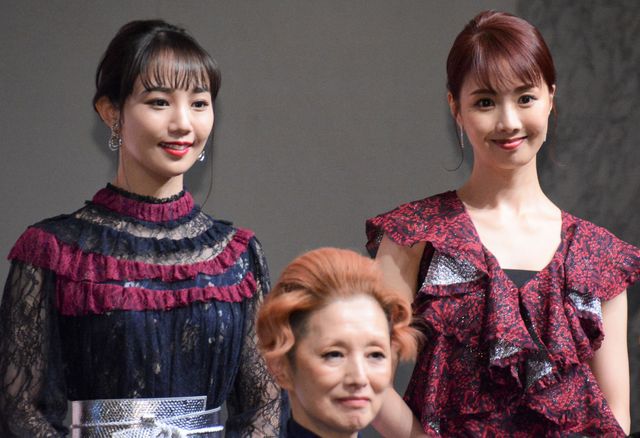 橋本環奈＆上白石萌音が千尋役！舞台「千と千尋の神隠し」製作発表会見（6枚目）