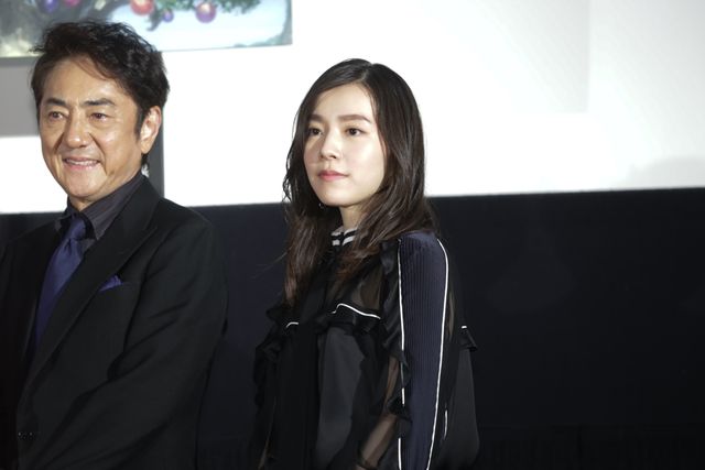 松岡茉優、特製ケーキにフーッ！杏＆麻生久美子らと『バースデー・ワンダーランド』初日を祝福（11枚目）