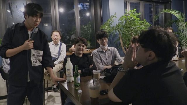 ウーマンラッシュアワー・村本大輔のドキュメンタリー『アイアム・ア・コメディアン』場面写真（5枚目）