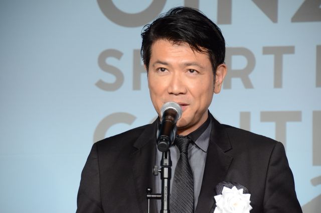 高梨臨、美しすぎるドレス姿で魅了！：フォトギャラリー