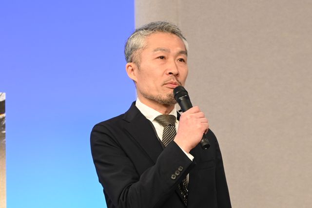 飯豊まりえ、ふんわり花柄ドレスで登壇！「泉京香は黙らない」取材会（9枚目）