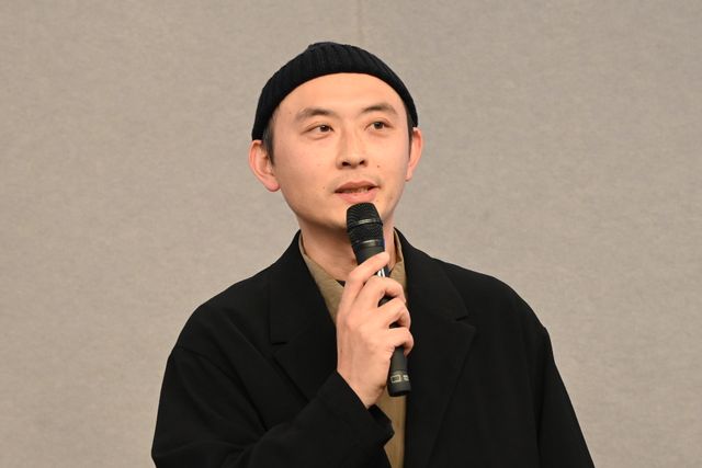 飯豊まりえ、ふんわり花柄ドレスで登壇！「泉京香は黙らない」取材会（12枚目）