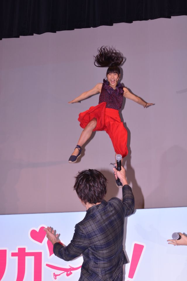 土屋太鳳、魂の叫び「そこそこスリムだろうが！」　画像ギャラリー（10枚目）