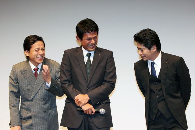 スーツ姿のすてきなおじ様たちがずらり！連続ドラマW「しんがり ～山一證券 最後の聖戦～」フォトギャラリー（7枚目）