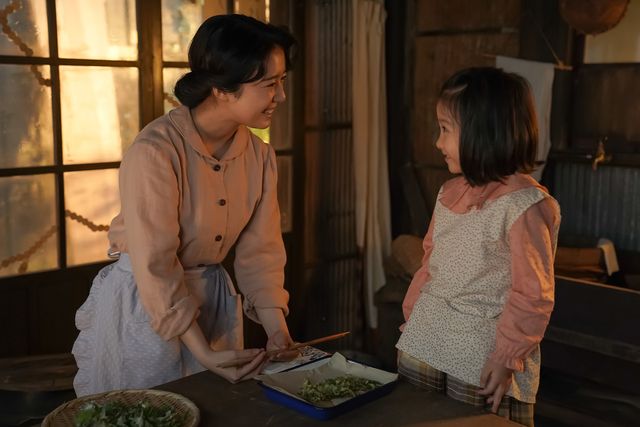 つつましく暮らす日々…「カムカムエヴリバディ」第24回の場面写真（4枚目）