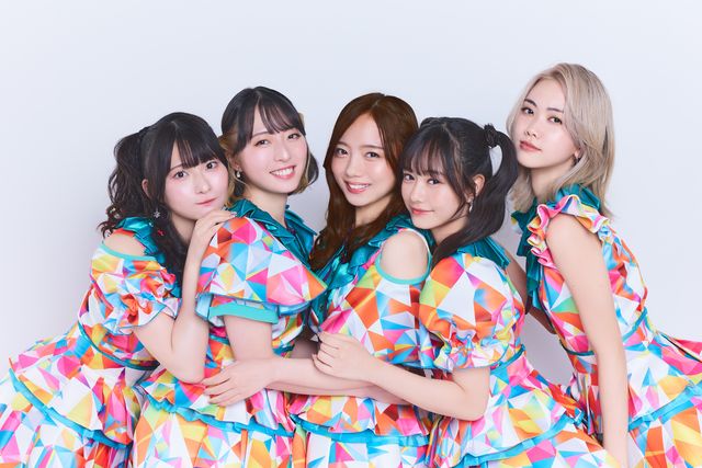 『恋愛裁判』劇中アイドル「ハッピー☆ファンファーレ」（左より）桜ひなの、今村美月、齊藤京子、仲村悠菜、小川未祐