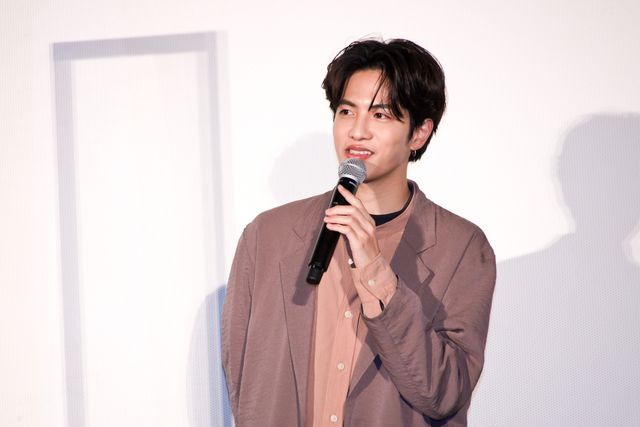 岡田将生＆志尊淳のバディ度を診断！『さんかく窓の外側は夜』大ヒット御礼舞台あいさつ（4枚目）