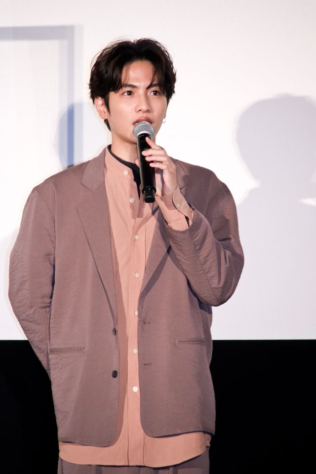 岡田将生＆志尊淳のバディ度を診断！『さんかく窓の外側は夜』大ヒット御礼舞台あいさつ（18枚目）