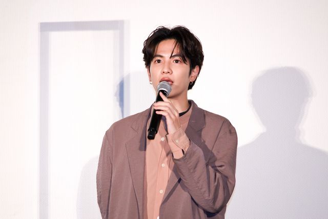 岡田将生＆志尊淳のバディ度を診断！『さんかく窓の外側は夜』大ヒット御礼舞台あいさつ（19枚目）