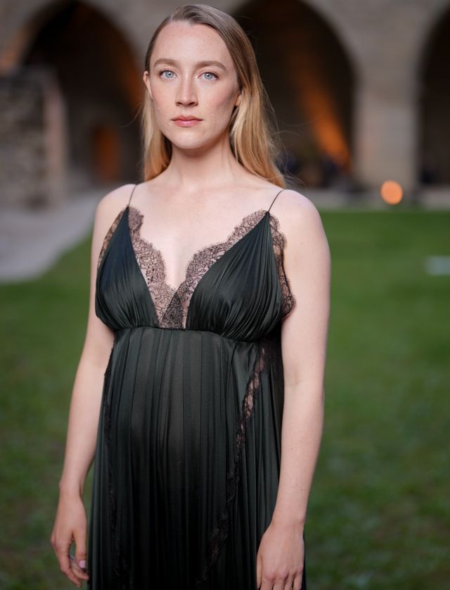 現地時間5月22日にフランスで行われたルイ・ヴィトンのショーでのシアーシャ・ローナン