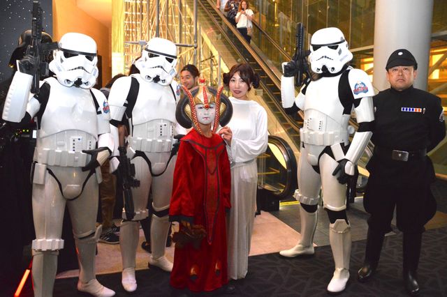 『スター・ウォーズ』コスプレイヤーが大集合！『ハン・ソロ』前夜祭（2枚目）