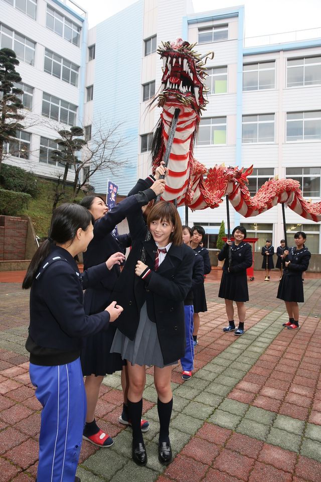 本田翼、キュートな制服姿！フォトギャラリー：フォトギャラリー