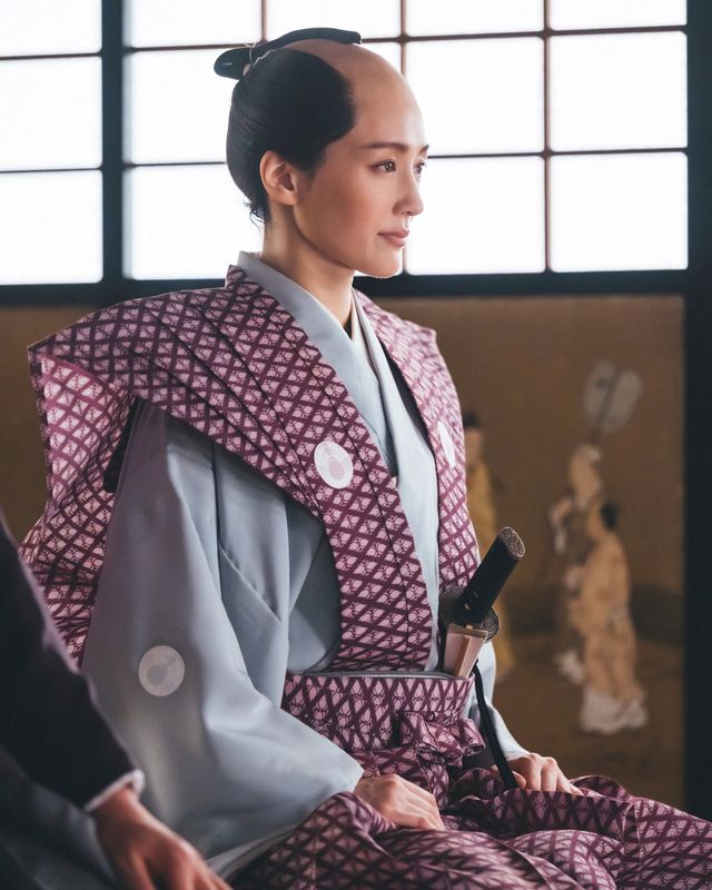 第17回より武士に変身した九郎助稲荷（綾瀬はるか）