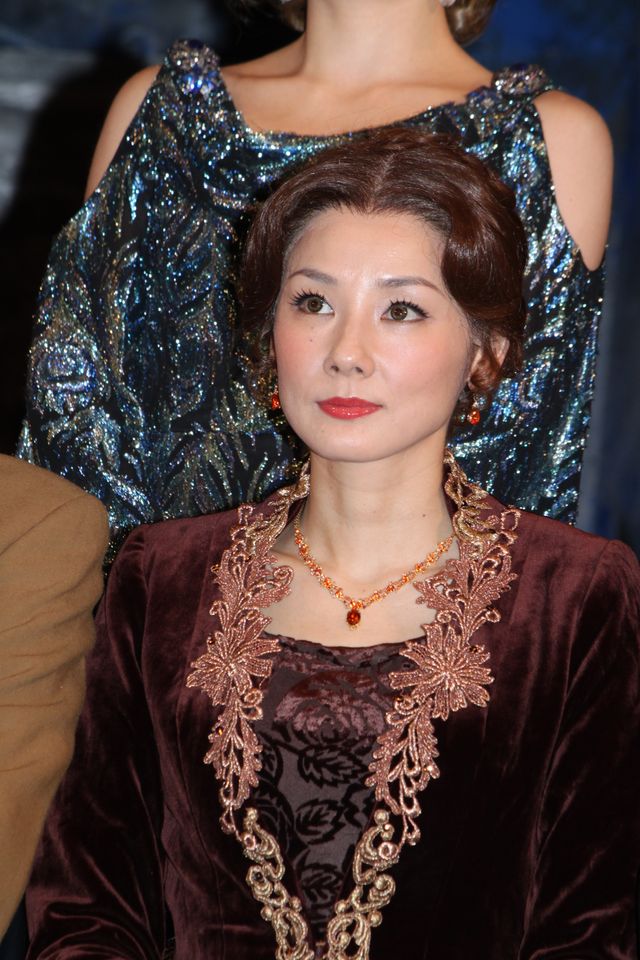 秋元才加、小日向文世とキス…写真ギャラリー（2枚目）