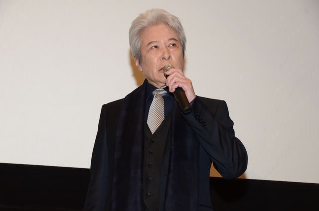 戸松遥、ピンクのドレスで可愛すぎる！『劇場版　ソードアート・オンライン　－オーディナル・スケール－』初日舞台あいさつフォトギャラリー（2枚目）