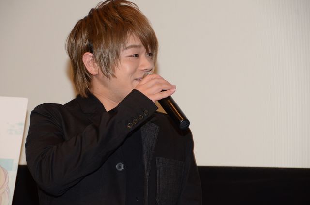 戸松遥、ピンクのドレスで可愛すぎる！『劇場版　ソードアート・オンライン　－オーディナル・スケール－』初日舞台あいさつフォトギャラリー（9枚目）