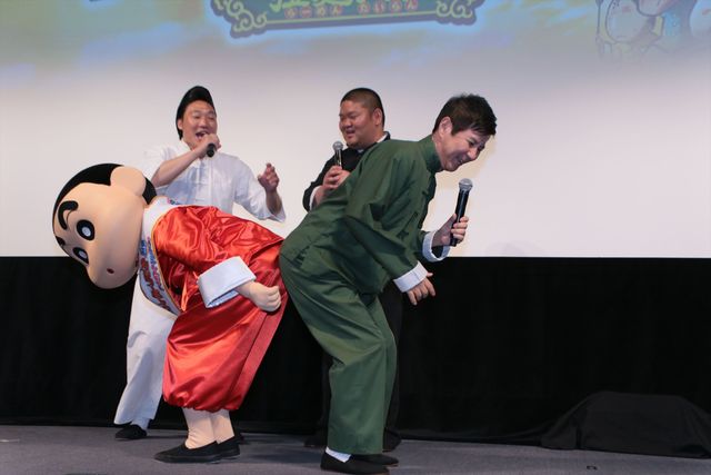 ANZEN漫才のみやぞん・あらぽんも登場！『映画クレヨンしんちゃん』完成披露舞台あいさつ：フォトギャラリー