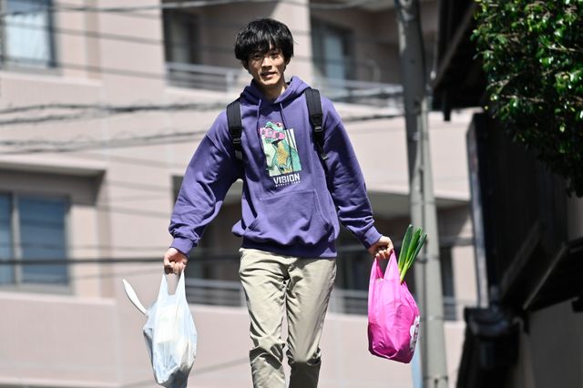 松坂桃李×麻生久美子×井浦新「あのときキスしておけば」初回場面写真（11枚目）