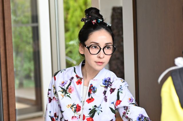 松坂桃李×麻生久美子×井浦新「あのときキスしておけば」初回場面写真（18枚目）