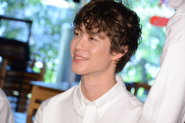 清原翔、宮沢氷魚、鈴木仁のギャルソン姿！「メンズノンノカフェ」お披露目会＜全20枚＞（10枚目）
