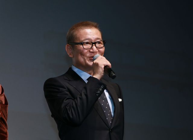 有村架純が『アウトレイジ』の2人と登壇！『かぞくいろ』公開直前イベント（14枚目）