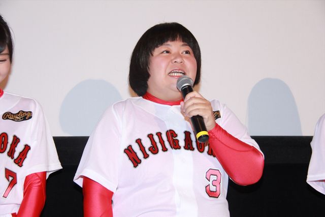 HKT48多田愛佳＆SUPER☆GiRLS田中美麗らアイドル勢ぞろい！青春映画『ソフテン！』公開記念イベント写真ギャラリー（4枚目）