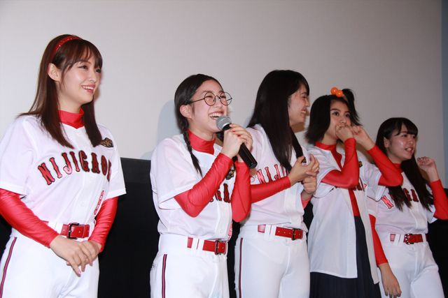 HKT48多田愛佳＆SUPER☆GiRLS田中美麗らアイドル勢ぞろい！青春映画『ソフテン！』公開記念イベント写真ギャラリー（9枚目）