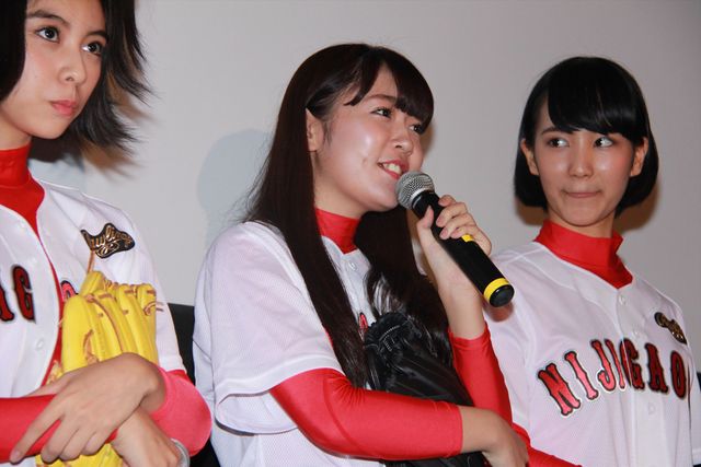 HKT48多田愛佳＆SUPER☆GiRLS田中美麗らアイドル勢ぞろい！青春映画『ソフテン！』公開記念イベント写真ギャラリー（11枚目）