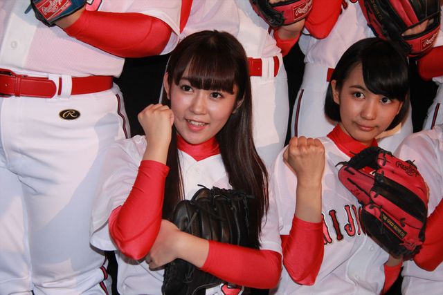 HKT48多田愛佳＆SUPER☆GiRLS田中美麗らアイドル勢ぞろい！青春映画『ソフテン！』公開記念イベント写真ギャラリー（16枚目）