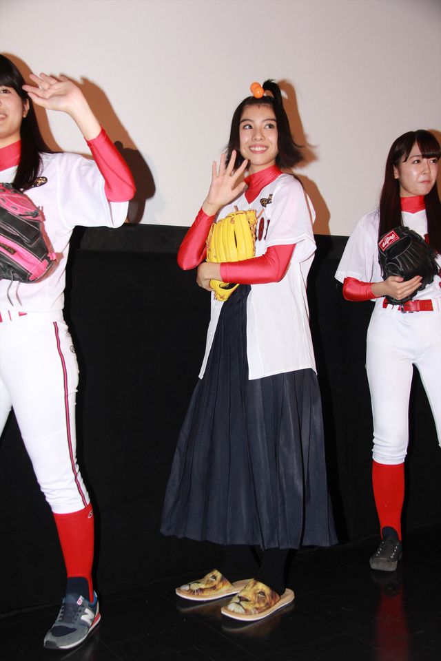 HKT48多田愛佳＆SUPER☆GiRLS田中美麗らアイドル勢ぞろい！青春映画『ソフテン！』公開記念イベント写真ギャラリー（17枚目）