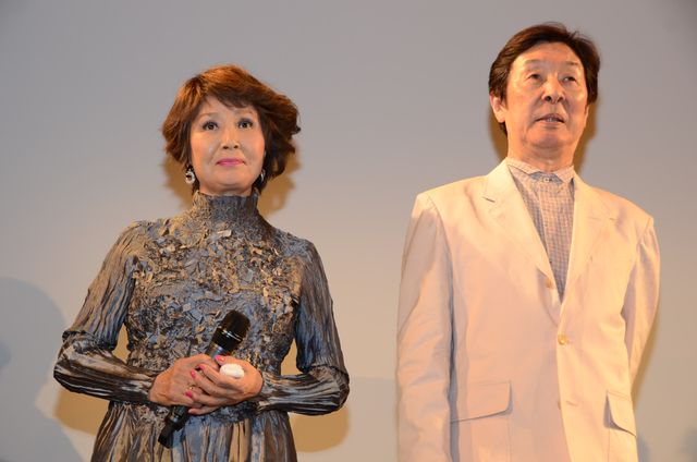 女優・園まりに男性陣メロメロ！映画『道しるべ』舞台あいさつフォトギャラリー（4枚目）