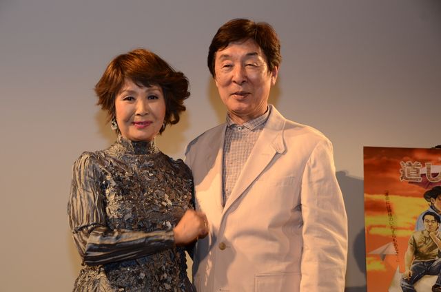 女優・園まりに男性陣メロメロ！映画『道しるべ』舞台あいさつフォトギャラリー（16枚目）