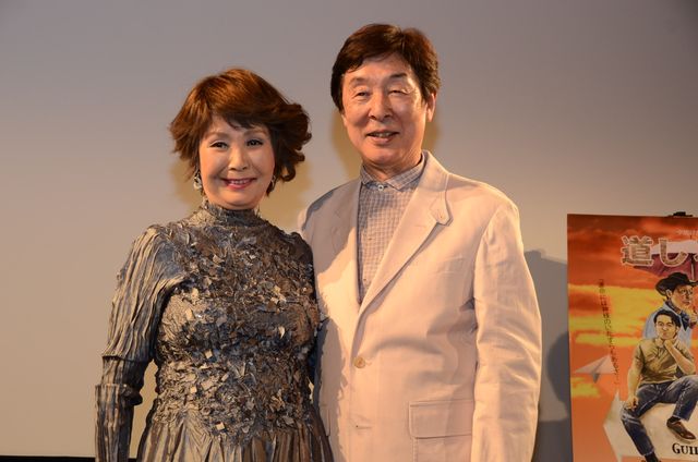 女優・園まりに男性陣メロメロ！映画『道しるべ』舞台あいさつフォトギャラリー（17枚目）