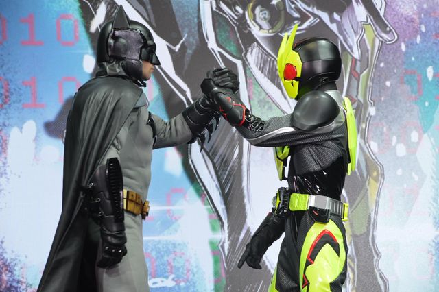 DC＆仮面ライダー、夢のコラボレーション決定！バットマンとゼロワンがコミックで共演（9枚目）