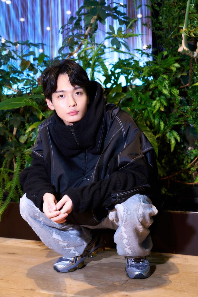 ドラマ「EVOL（イーヴォー）～しょぼ能力で、正義を滅ぼせ。～」青木柚インタビューカット（4枚目）