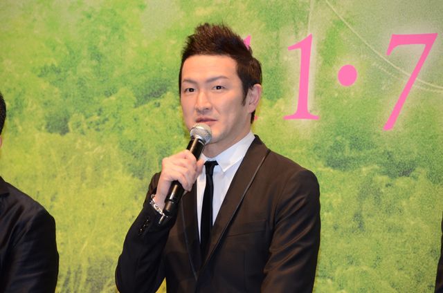 佐藤浩市、本田翼にデレデレ!?映画『起終点駅　ターミナル』完成会見フォトギャラリー（8枚目）