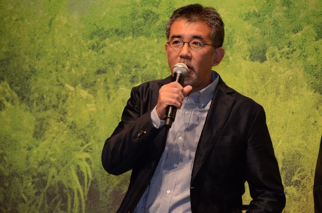 佐藤浩市、本田翼にデレデレ!?映画『起終点駅　ターミナル』完成会見フォトギャラリー（10枚目）