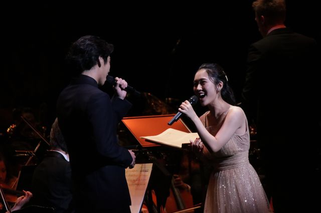 賀来賢人＆門山葉子、フルオーケストラをバックにデュエット！（5枚目）